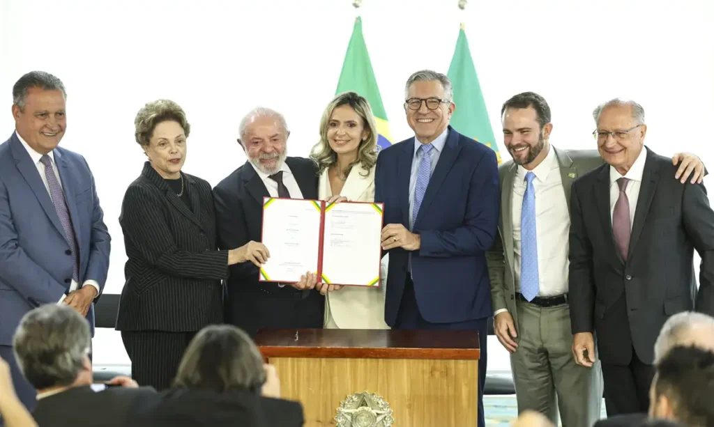 Governo anuncia primeiro hospital inteligente do SUS em São Paulo Governo anuncia primeiro hospital inteligente do SUS em São Paulo