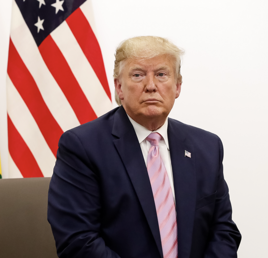 **Trump provoca ao chamar venezuelanos de “povo mais feio”**