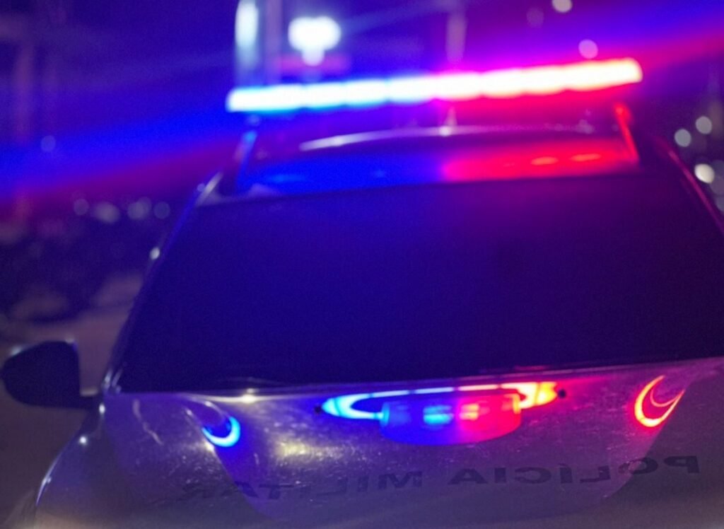 Mulher é assassinada a tiros em Mossoró na BR-304 Mulher é assassinada a tiros em Mossoró na BR-304