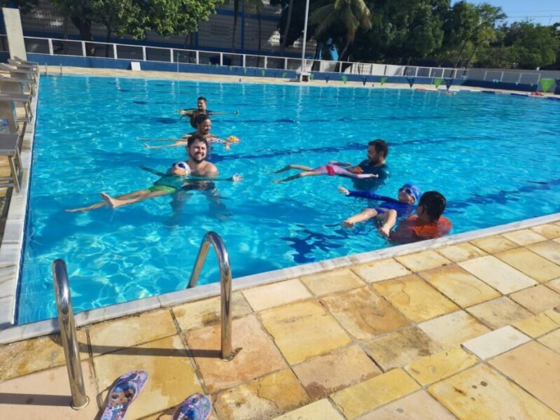 Ufersa abre vagas para aulas de natação para crianças Ufersa abre vagas para aulas de natação para crianças