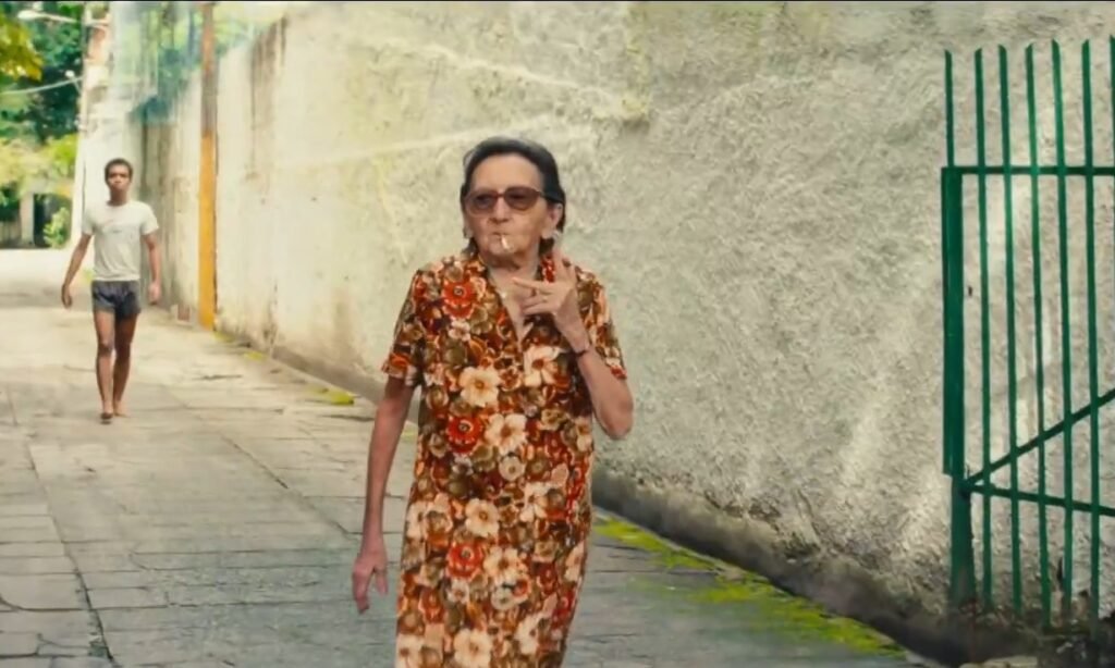 Tânia Maria celebra vitória histórica do Brasil no Globo de Ouro