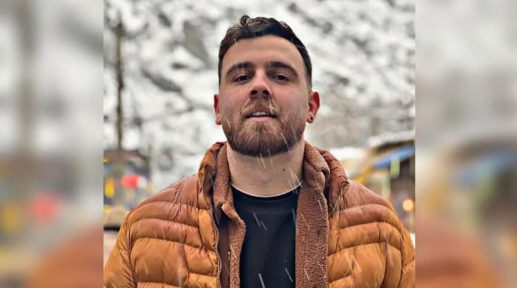 Irã suspende execução de jovem preso em protestos Irã suspende execução de jovem preso em protestos