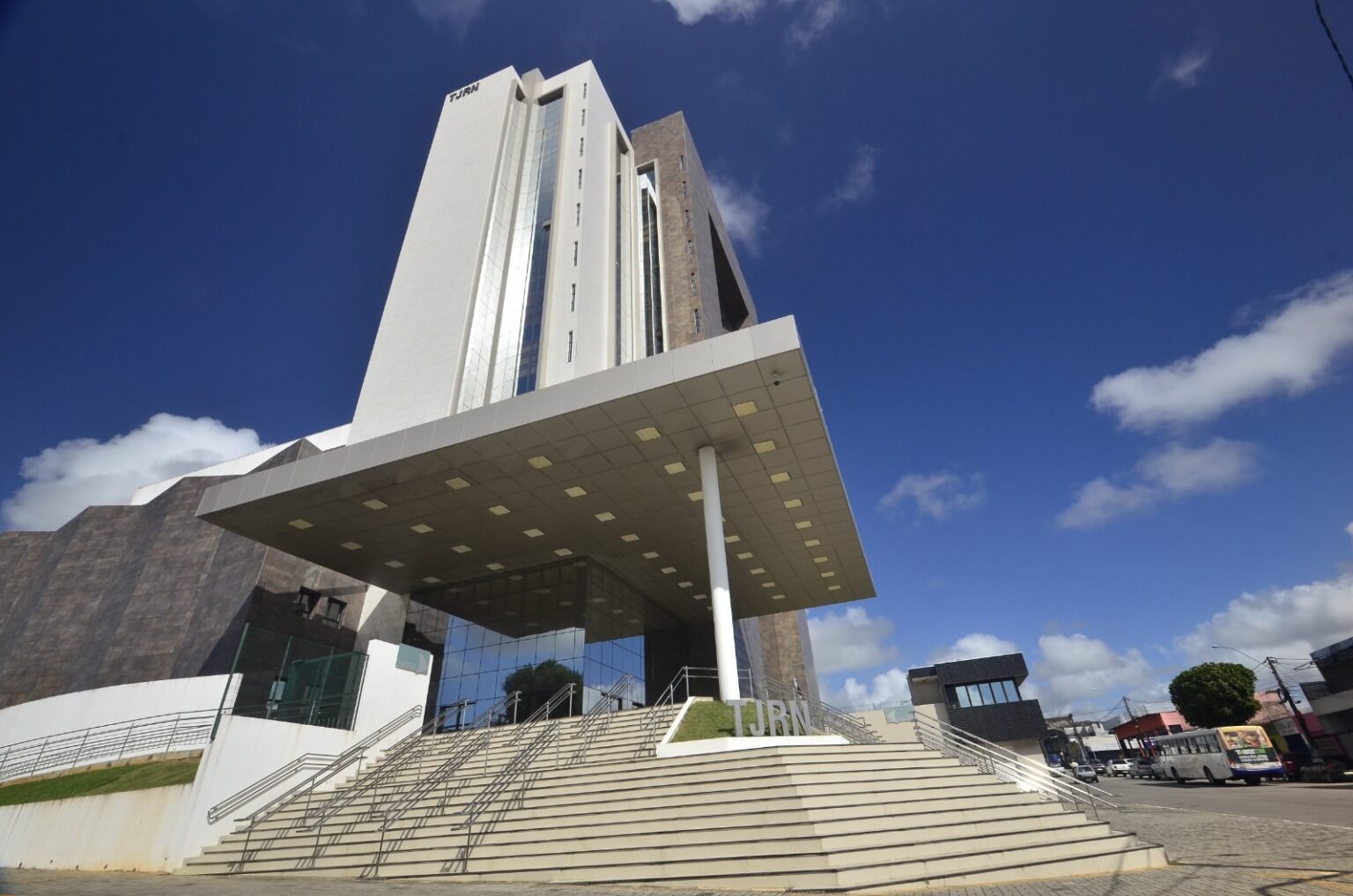 TJRN suspende atendimento presencial do plantão neste fim de semana TJRN suspende atendimento presencial do plantão neste fim de semana