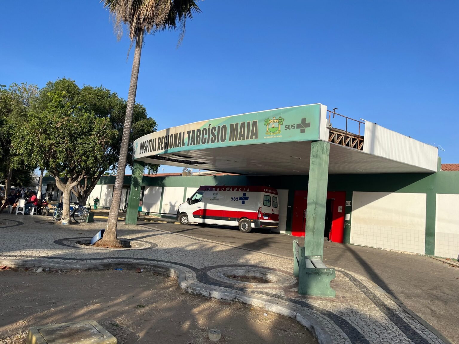 Greve da JMT paralisa alimentação em hospitais de Mossoró Greve da JMT paralisa alimentação em hospitais de Mossoró