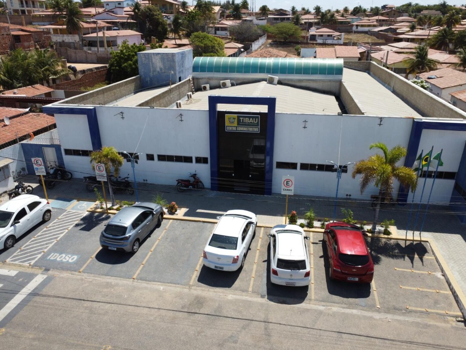 **Tibau anuncia concurso público para cargos de níveis médio e superior**