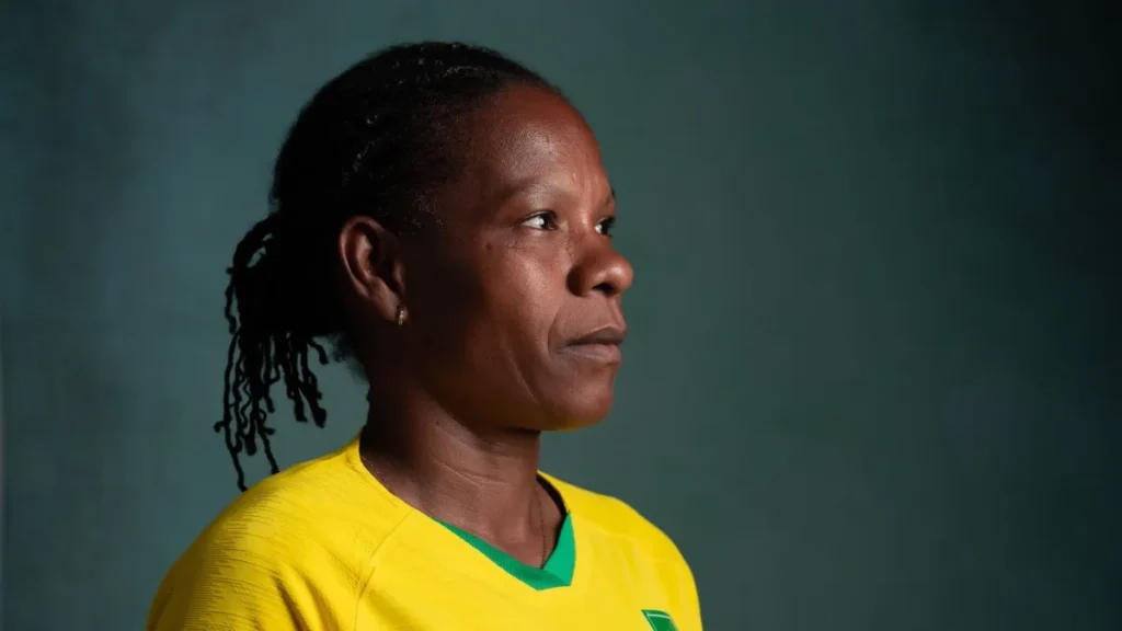 Formiga assume cargo no Ministério do Esporte para fortalecer futebol feminino