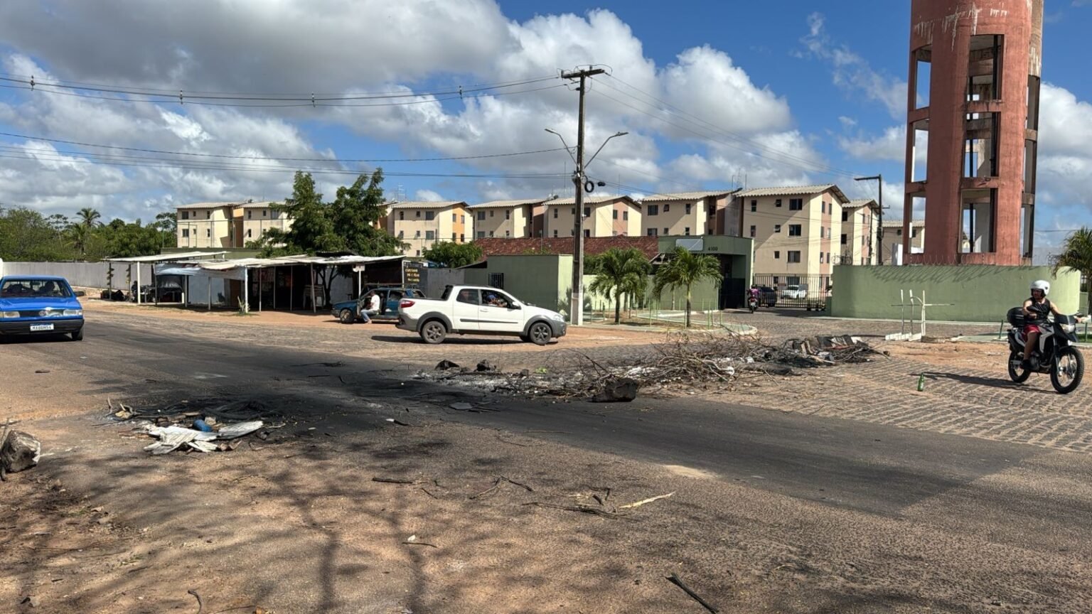 Polícia investiga morte de adolescente em condomínio de Parnamirim Polícia investiga morte de adolescente em condomínio de Parnamirim