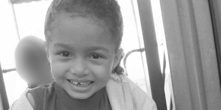 Menina de 3 anos morre afogada em piscina no interior do RN Menina de 3 anos morre afogada em piscina no interior do RN