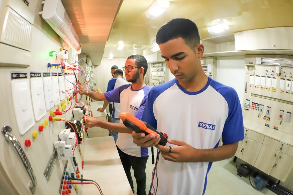 Senai-RN oferece 851 vagas gratuitas em cursos técnicos presenciais Senai-RN oferece 851 vagas gratuitas em cursos técnicos presenciais