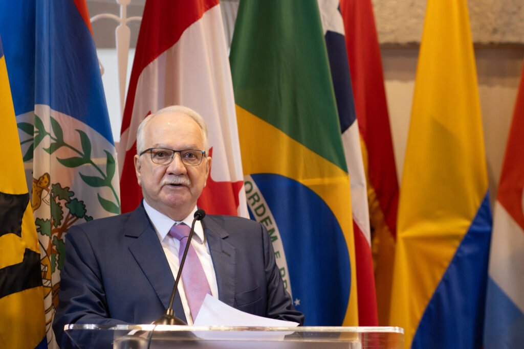 Fachin alerta para perseguição a juízes e ameaça à democracia no Brasil Fachin alerta para perseguição a juízes e ameaça à democracia no Brasil