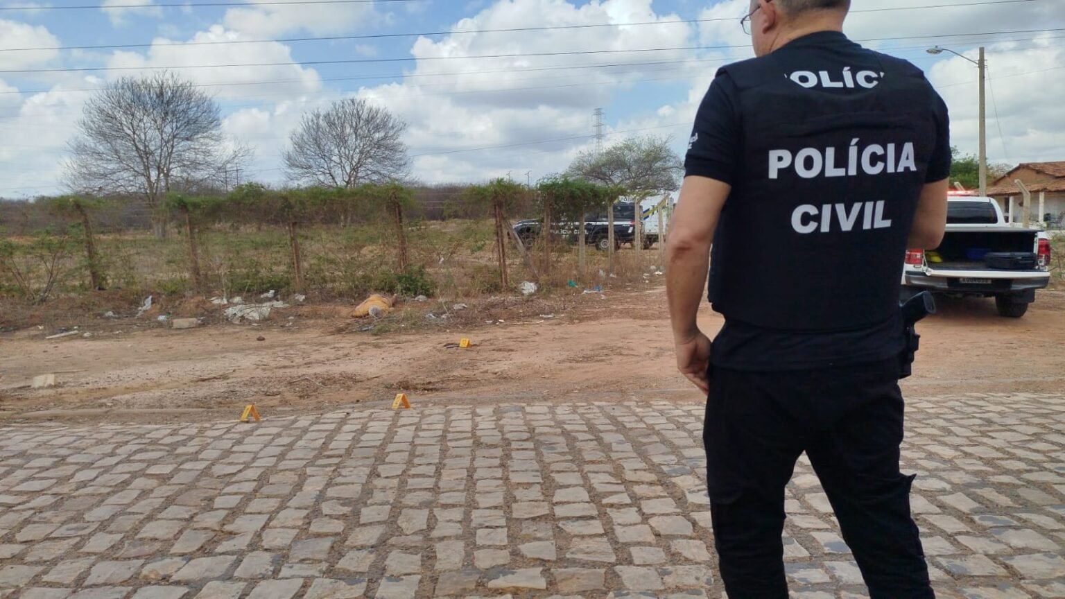 Idoso é achado morto com marcas de faca em Mossoró