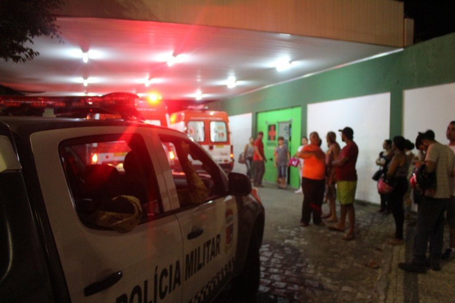 Ataques a tiros deixam pai e filho feridos no Bom Jardim, em Mossoró Ataques a tiros deixam pai e filho feridos no Bom Jardim, em Mossoró