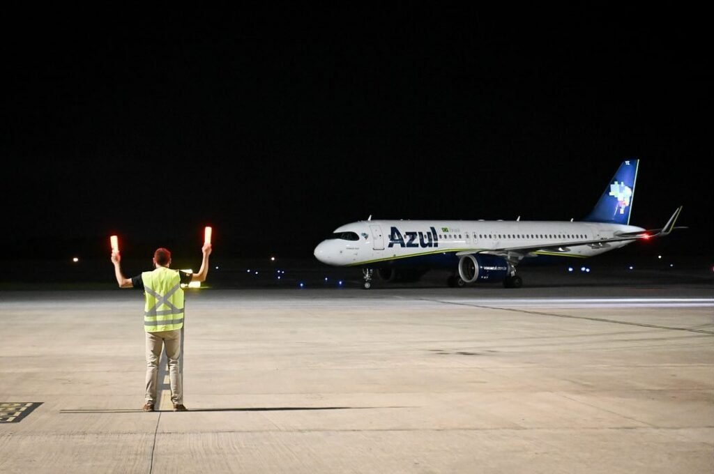 Azul amplia voos semanais para Natal no inverno de 2026