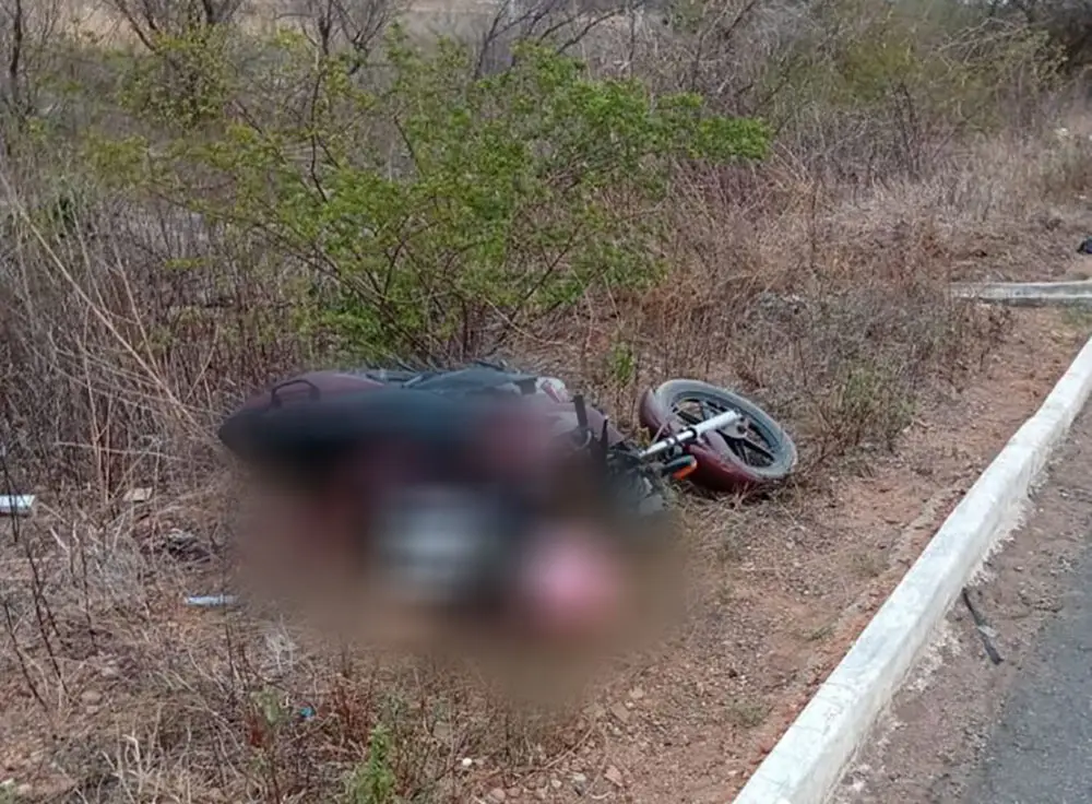 Motociclista morre em acidente na BR-304, em Mossoró Motociclista morre em acidente na BR-304, em Mossoró