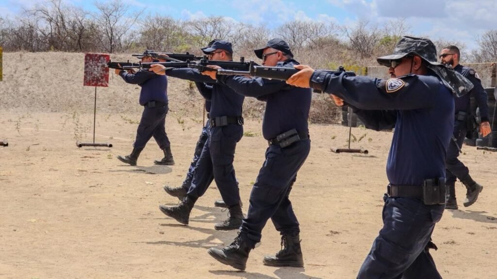 Guarda Municipal de Mossoró treina agentes para uso de carabina em operações
