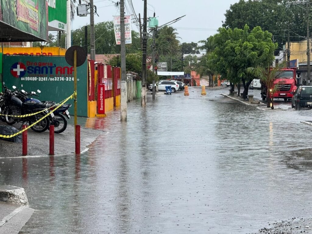 Chuvas fortes causam alagamentos e danos no Rio Grande do Norte