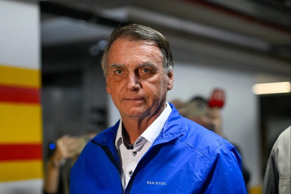 **Exame aponta alterações neurológicas em Bolsonaro, diz PF**