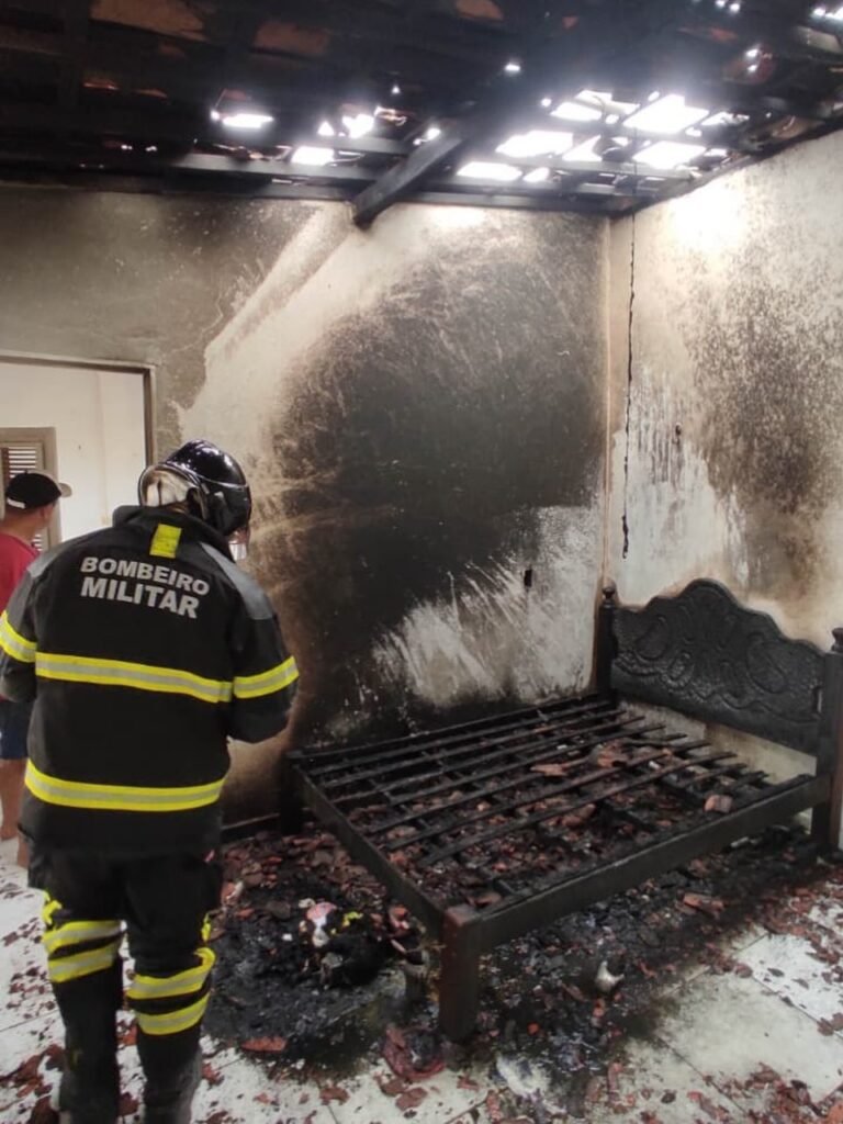 Incêndio em casa de Mossoró foi causado por carregador de celular