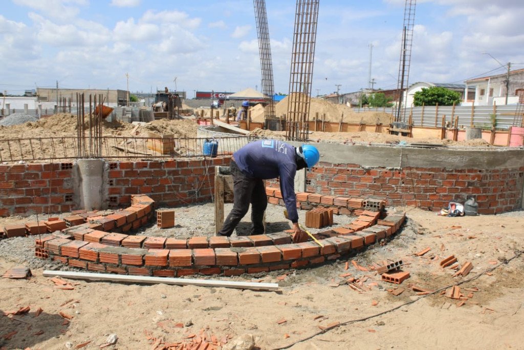 **Mossoró avança com obra da Cidade da Cultura para fortalecer a identidade local** **Mossoró avança com obra da Cidade da Cultura para fortalecer a identidade local**