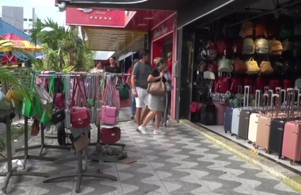 **Comércio de Natal terá horários especiais no Carnaval 2026**