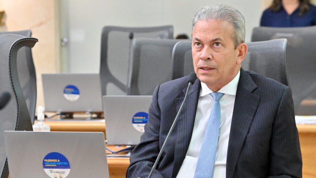 Hermano Morais seguirá grupo de Allyson em eleição indireta no RN Hermano Morais seguirá grupo de Allyson em eleição indireta no RN