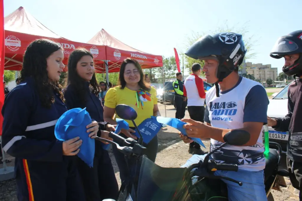**Mossoró reforça educação no trânsito antes do Carnaval** **Mossoró reforça educação no trânsito antes do Carnaval**