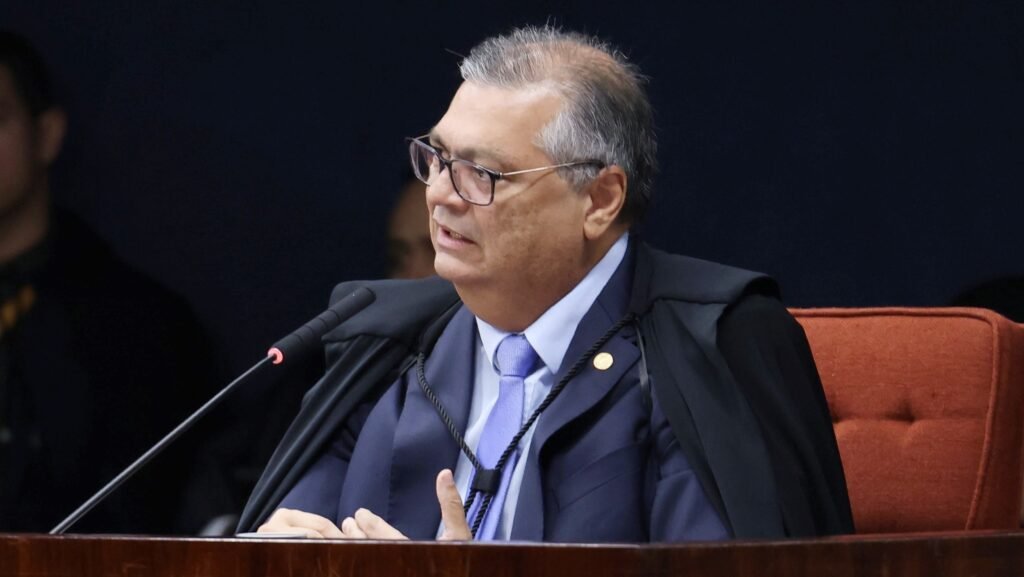 Associações de juízes e MP pedem revisão de suspensão dos “penduricalhos” Associações de juízes e MP pedem revisão de suspensão dos “penduricalhos”