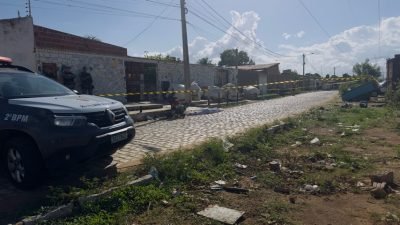 Jovem é assassinado a tiros na Favela do Fio, em Mossoró Jovem é assassinado a tiros na Favela do Fio, em Mossoró
