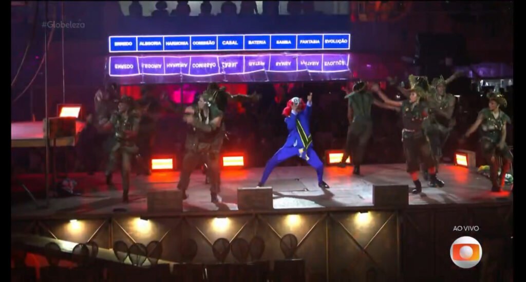 Desfile no Rio destaca Lula e provoca críticas da oposição Desfile no Rio destaca Lula e provoca críticas da oposição