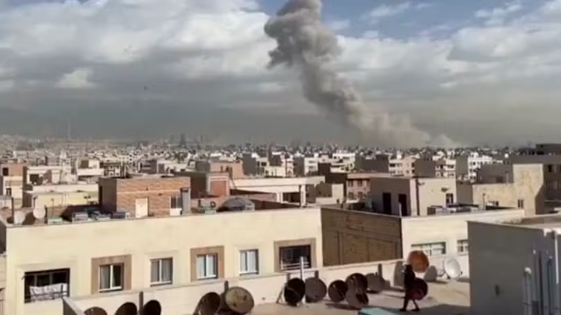 EUA e Israel lançam ataque contra Irã e deixam mais de 500 mortos