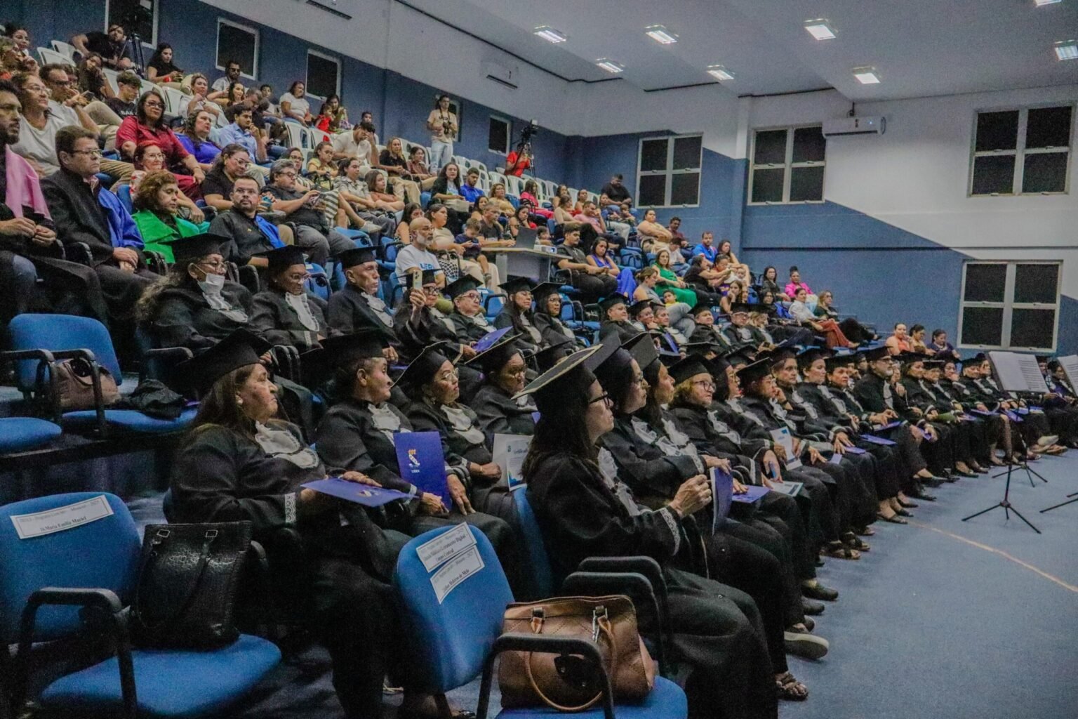 Uern oferece 370 vagas grátis para maiores de 60 anos em quatro cidades