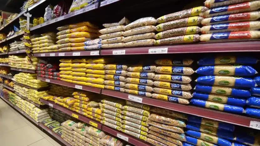 Inflação de alimentos no Brasil tem raiz estrutural e pressiona mais produtos frescos