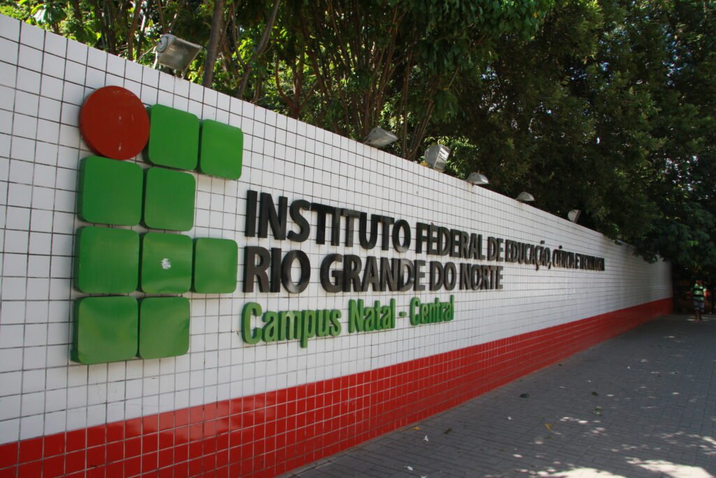 IFRN abre 160 vagas em cursos técnicos e especializações online