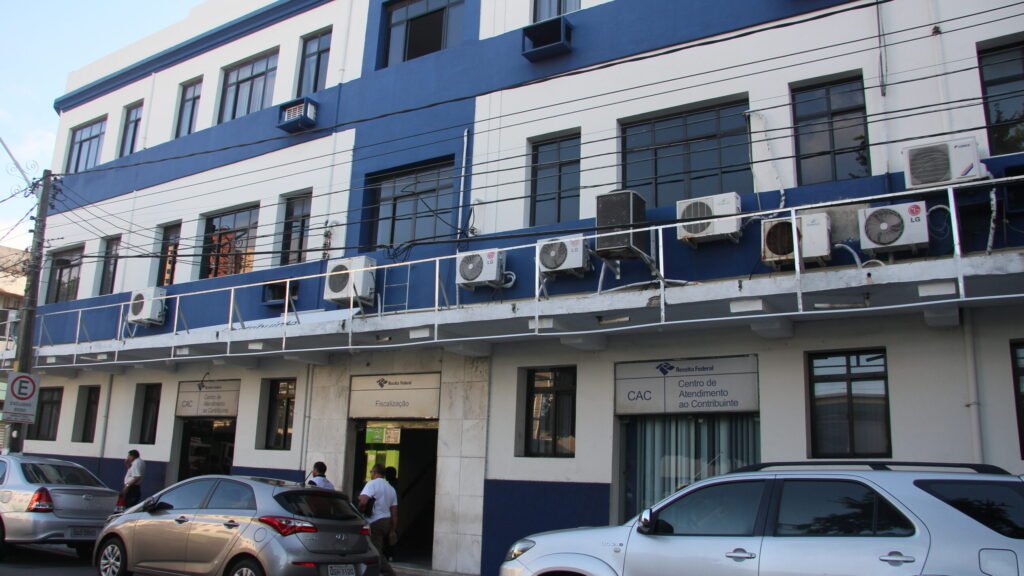 Brasil avança na cobrança do imposto mínimo global sobre multinacionais