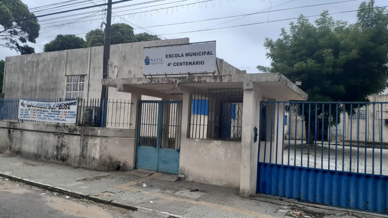 Professores de Natal suspendem aulas em protesto por reajuste