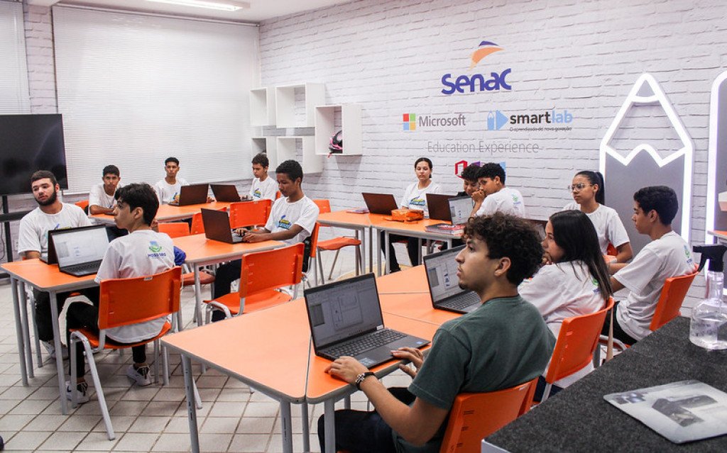 Último dia para se inscrever no Jovem do Futuro com 2.500 vagas e bolsa de R$ 350
