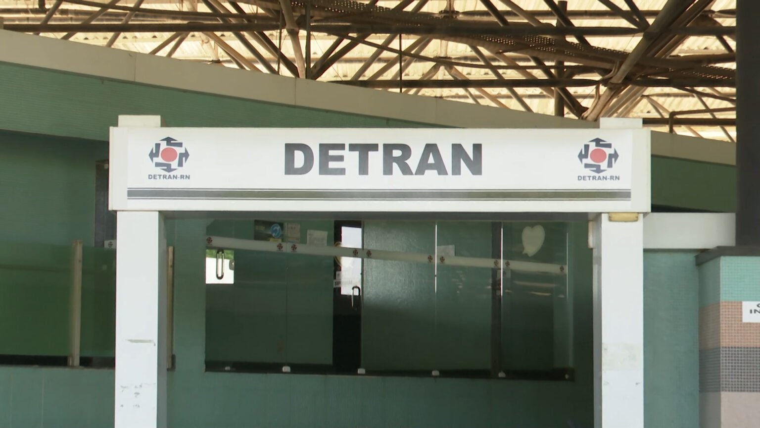 Servidores do Detran-RN param atividades nesta terça