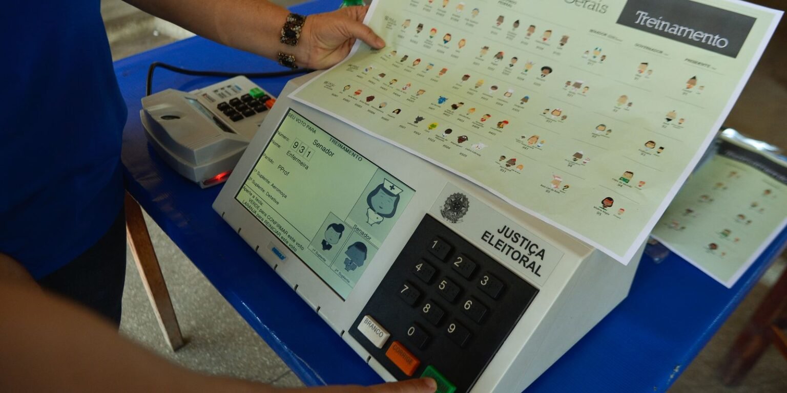 Prazo final para tirar ou regularizar título de eleitor é nesta quarta (6)