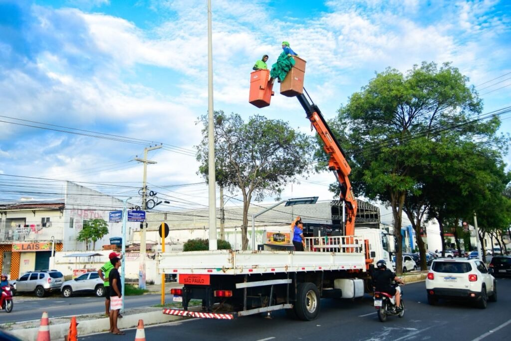 Decoração junina transforma ruas e avenidas para o MCJ 2026