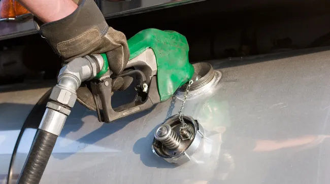 Diesel cai R$ 0,35 na Refinaria Clara Camarão