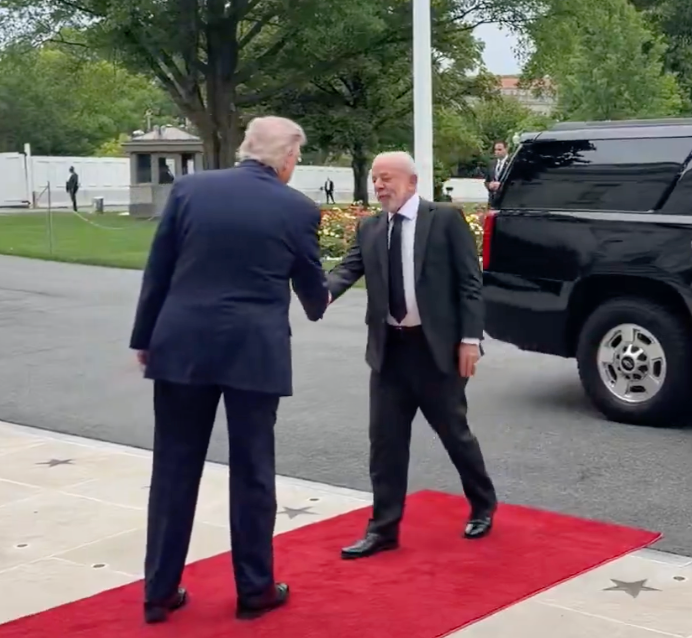 Lula e Trump se encontram na Casa Branca para reunião bilateral