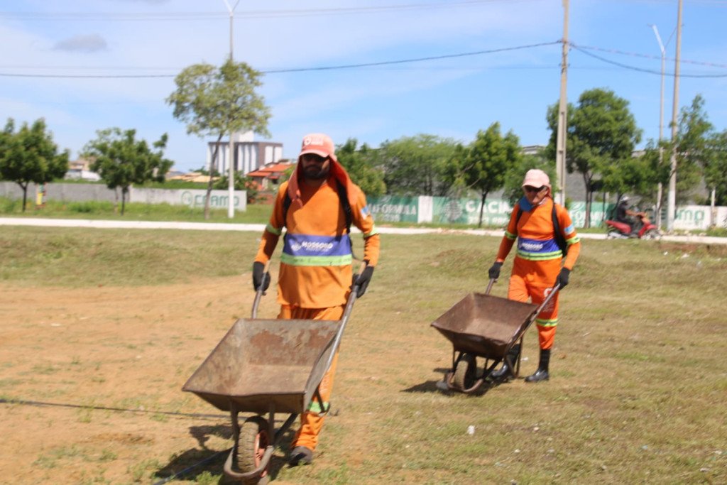 Mutirão de limpeza reforça cuidados no bairro Santo Antônio, em Mossoró