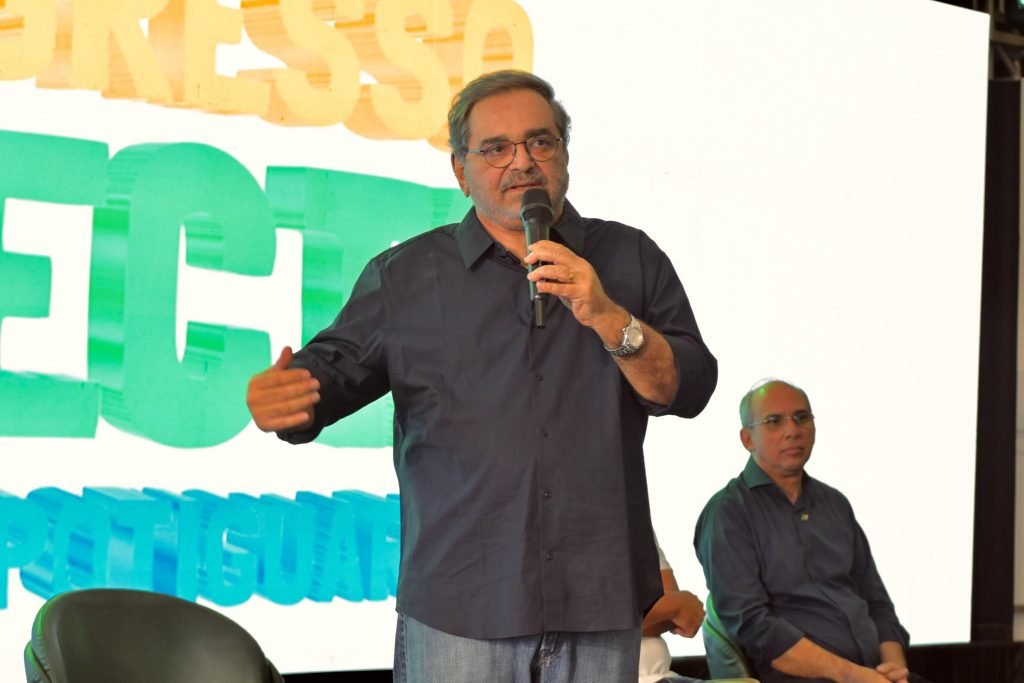 Álvaro Dias lidera rejeição entre pré-candidatos ao Governo do RN