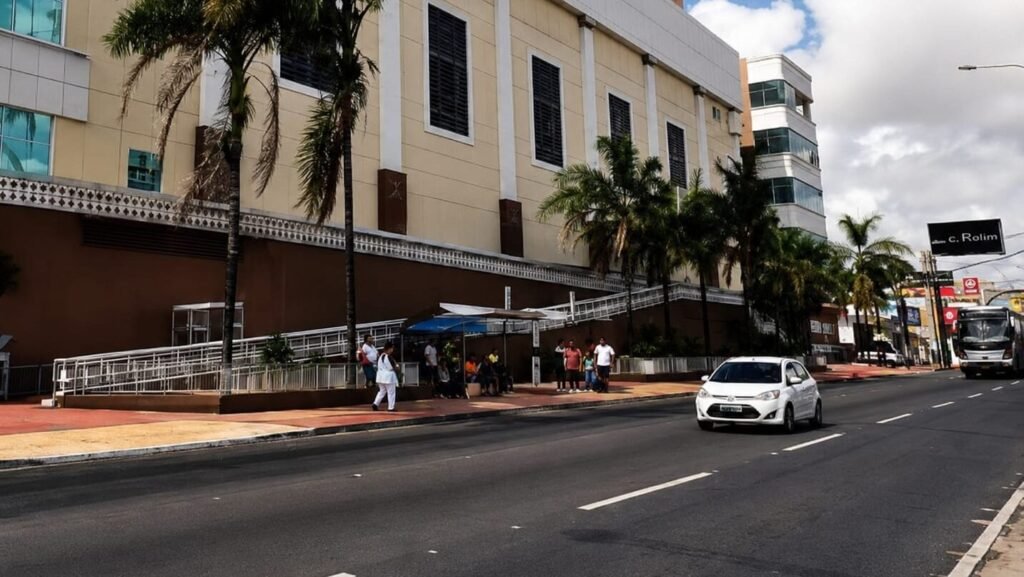 Parada de ônibus na Igreja Universal muda temporariamente em Natal