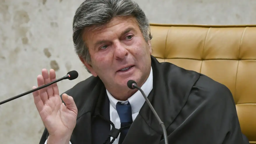 Fux mantém prisões de pai e primo de ex-dono do Banco Master