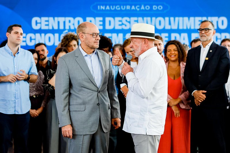 Lula pressiona Senado por avanço da PEC da Segurança
