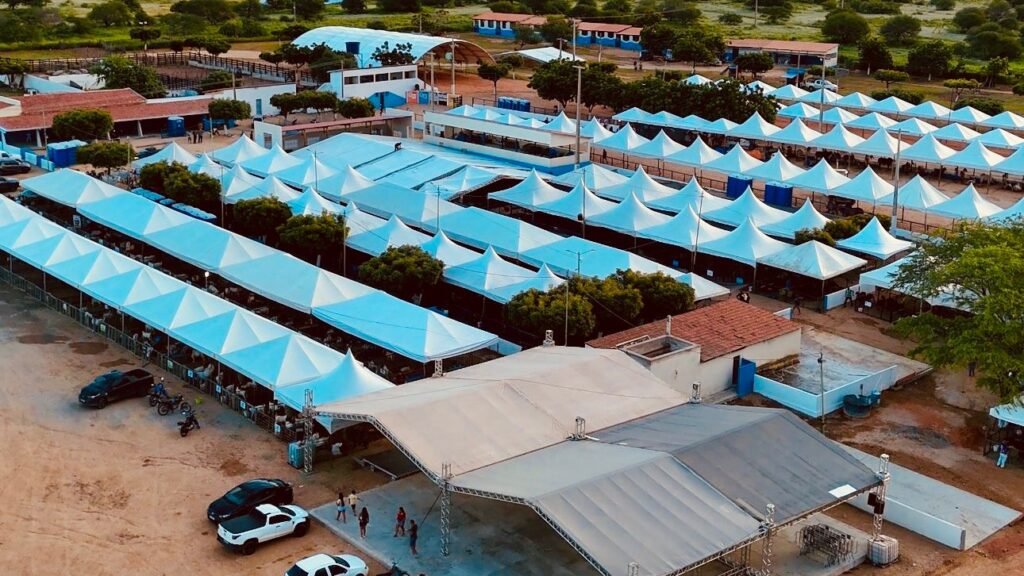 Expoeste 2026 começa em Caraúbas com mais animais e estrutura maior