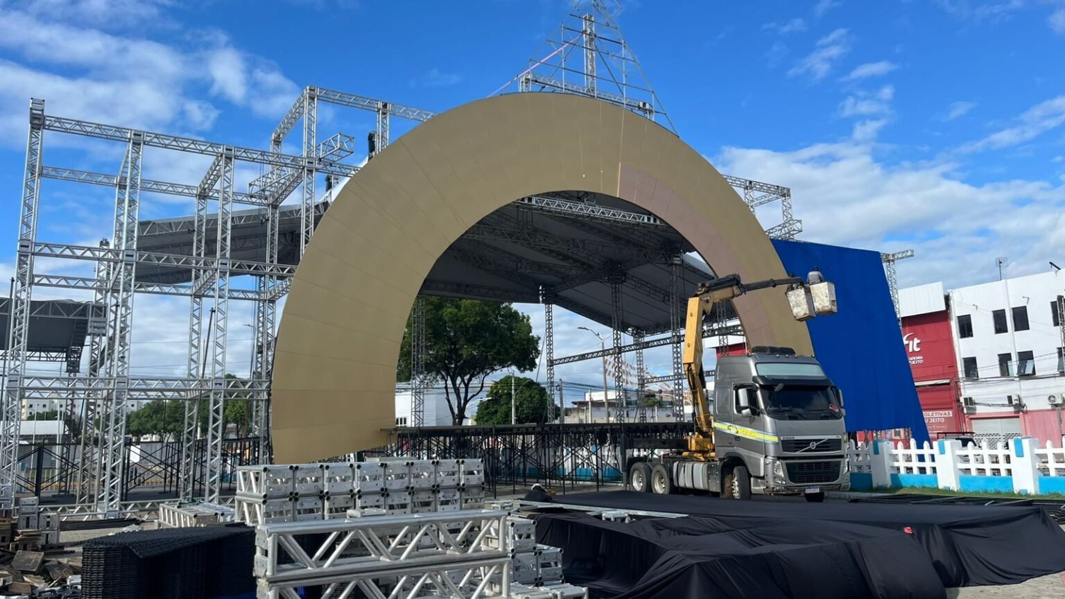 Maior palco da história do Mossoró Cidade Junina será na Estação das Artes