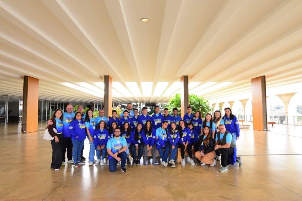 Estudantes de Mossoró vivem experiência única em intercâmbio em Brasília