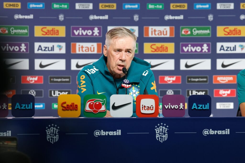 Ancelotti mantém Neymar na lista para a Copa do Mundo